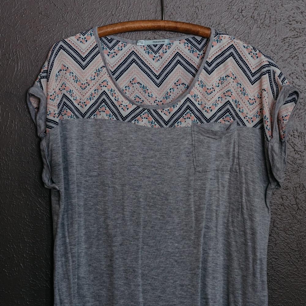Floral Two-Tone comfy tee